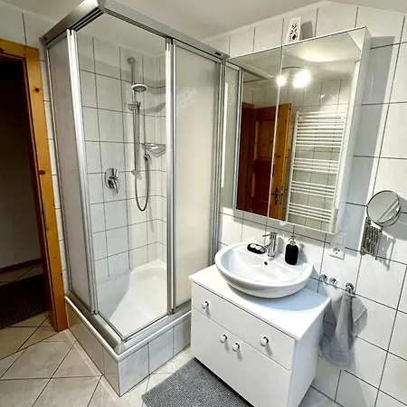Haus Reindl Apartment